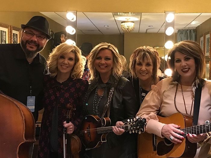 The Isaacs with other artists gallery photo