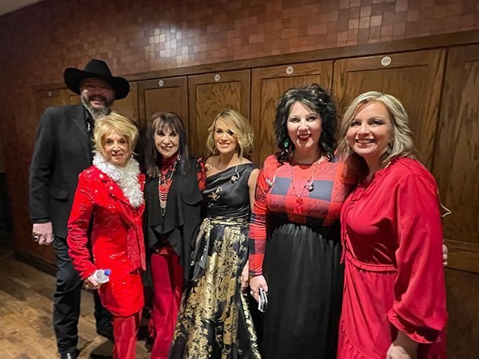 The Isaacs with other artists gallery photo